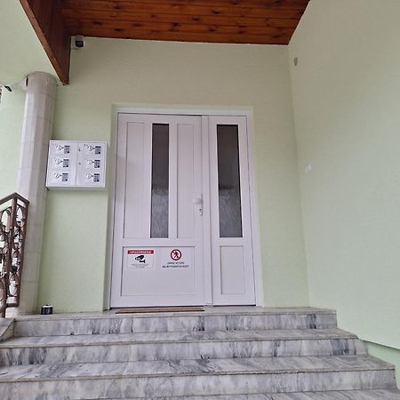 Apartmanovy Dom Stummerova Topoľčany Zewnętrze zdjęcie