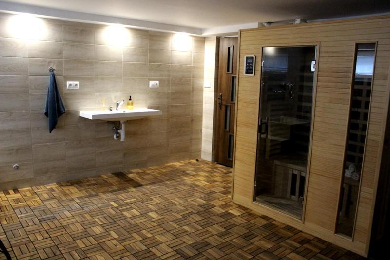 Apartmanovy Dom Stummerova Topoľčany Zewnętrze zdjęcie